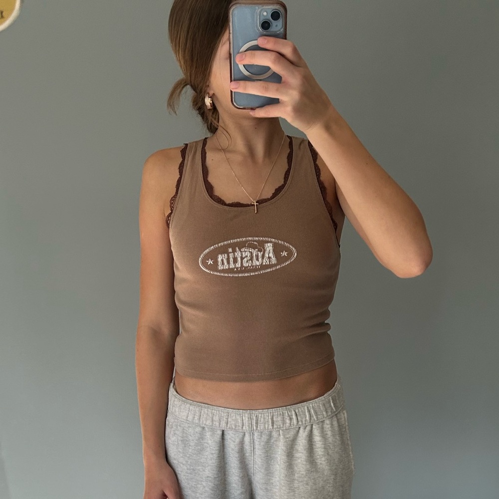 brown lace lined tank top